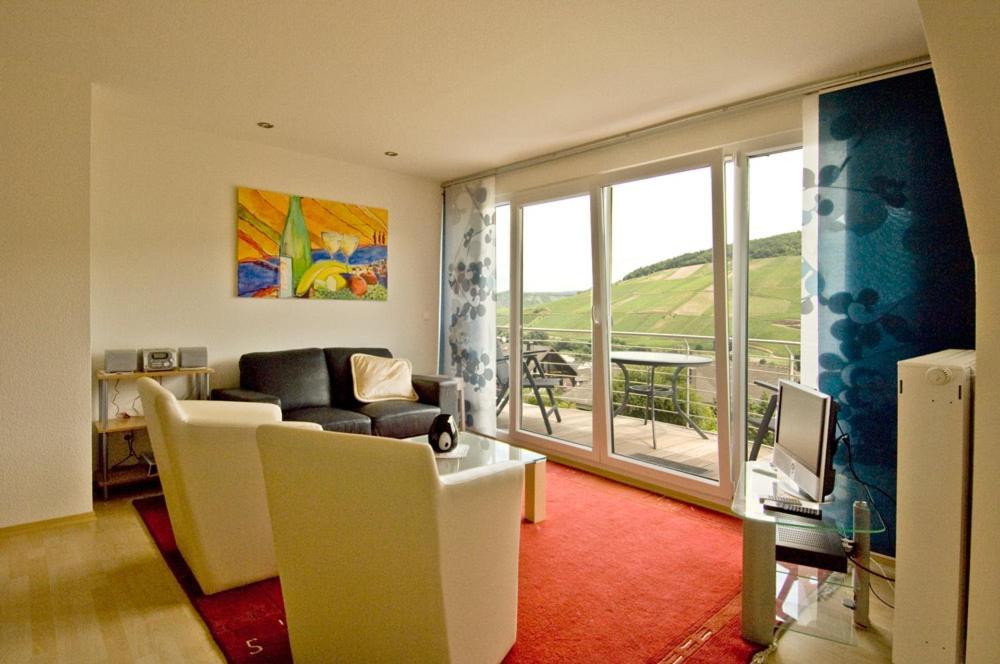Ferienhaus Panorama Mosel ไรล์ ภายนอก รูปภาพ