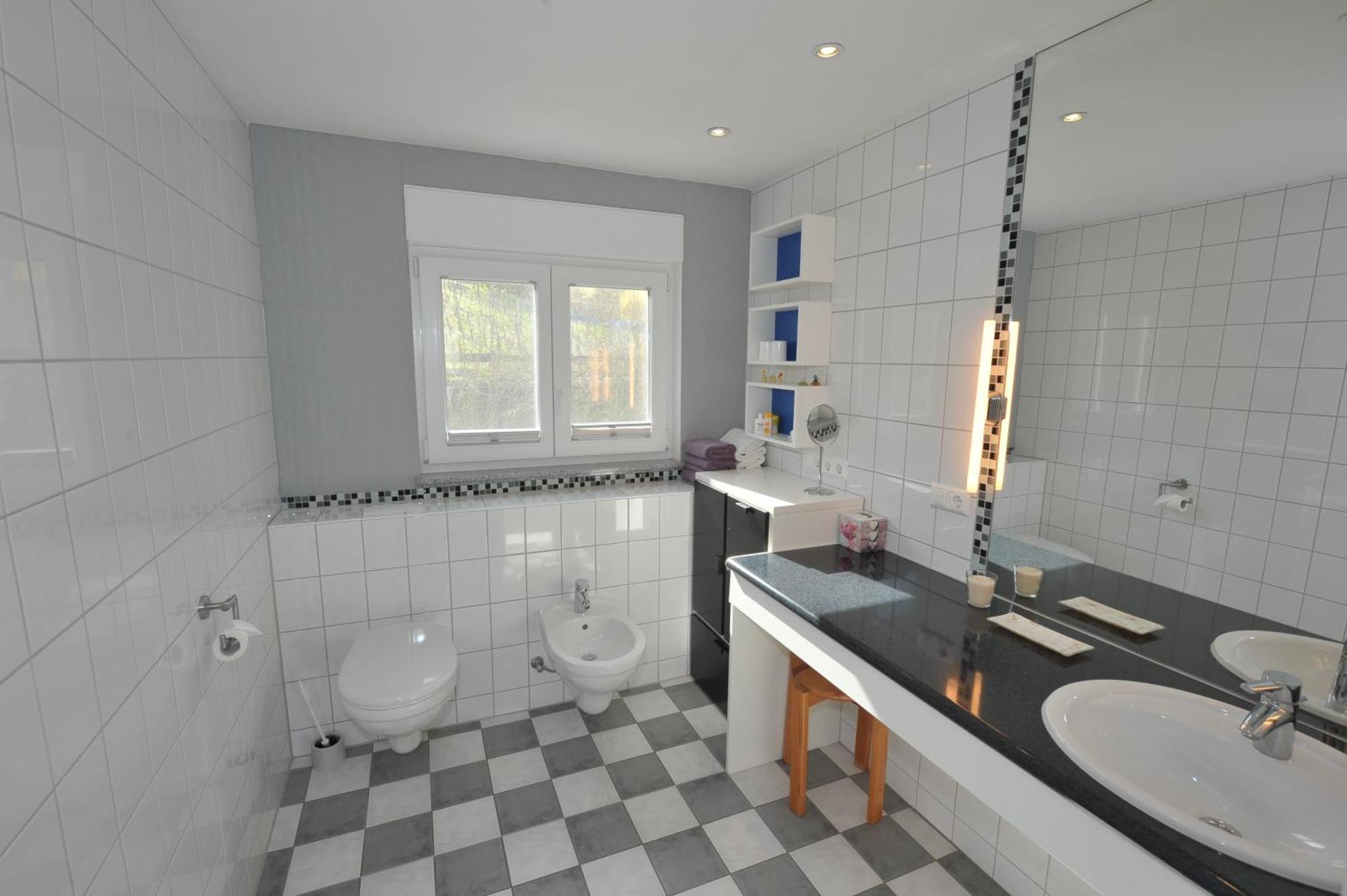 Ferienhaus Panorama Mosel ไรล์ ภายนอก รูปภาพ