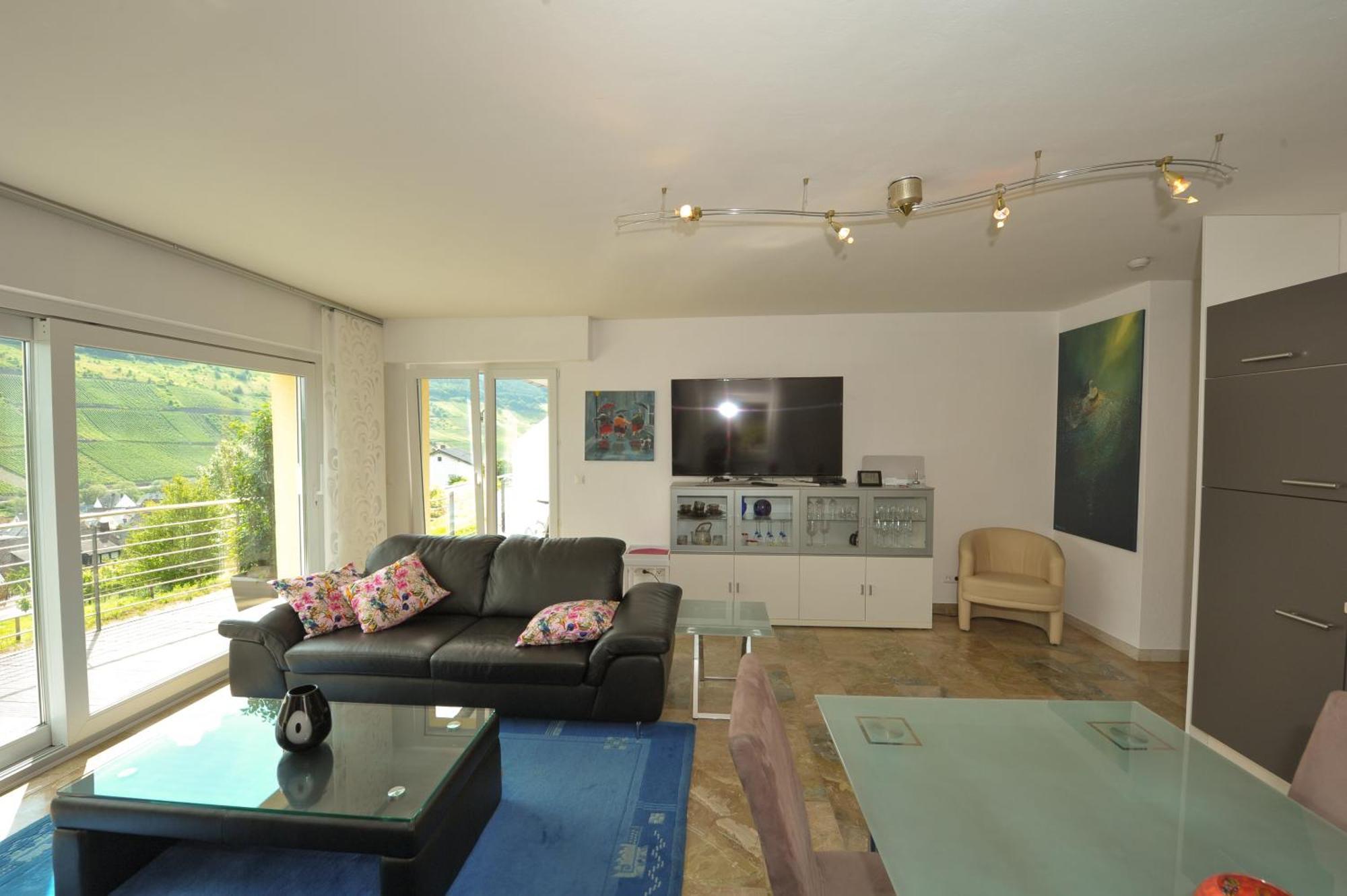 Ferienhaus Panorama Mosel ไรล์ ภายนอก รูปภาพ